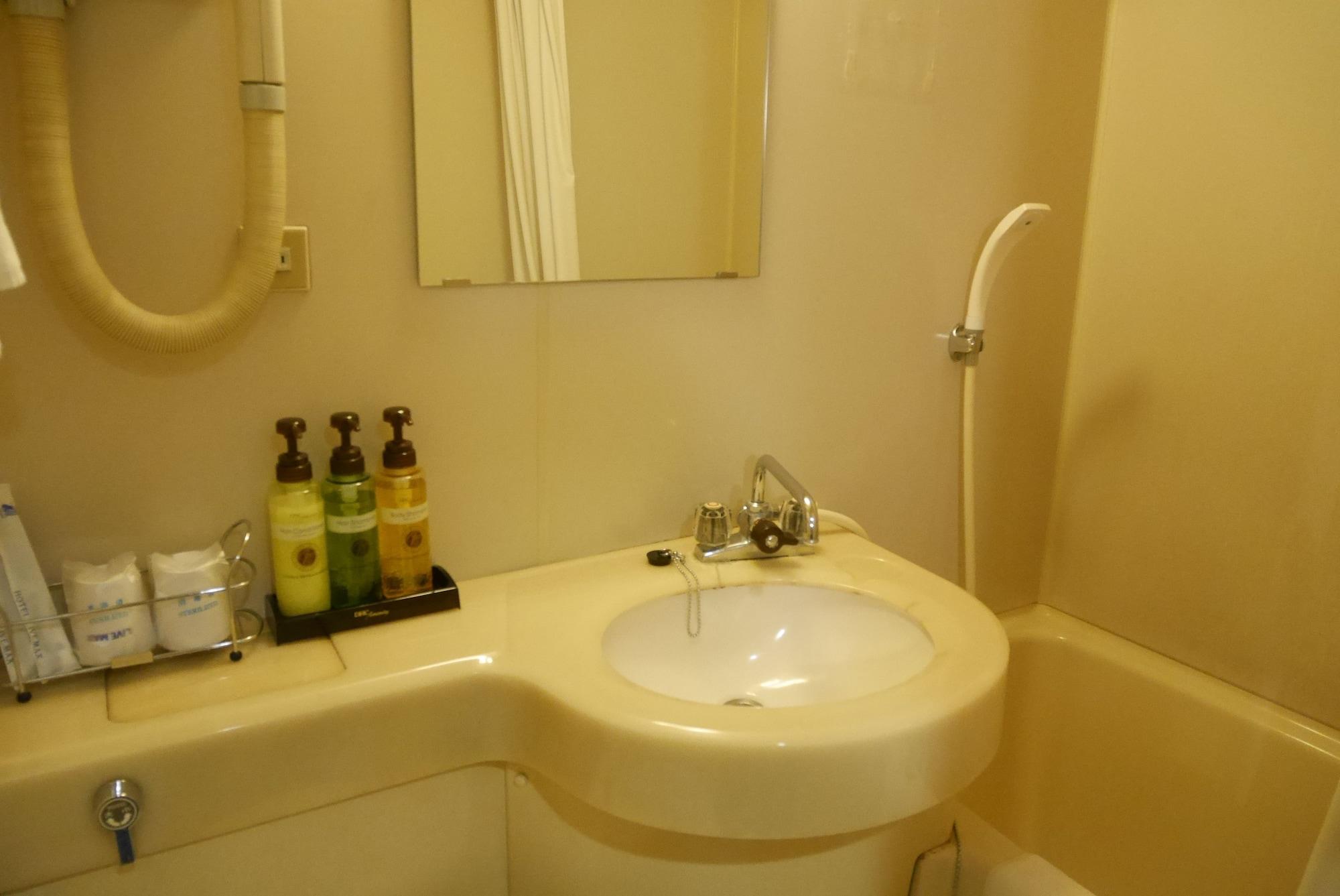 酒店 横滨鹤见利夫马克斯经济型酒店 2*